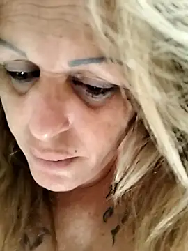 canariamorbosa online show from 8, 11, 2025