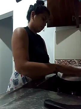 Snapshot of lizz_star chatting on 13, 9, 2025 lizz star online show from 13, 9, 2025