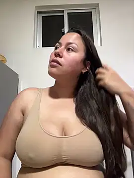 camila-titis online show from 10, 4, 2026