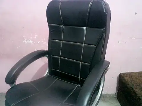 Snapshot of Rooshami_hot01 chatting on 1, 10, 2025 Rooshami hot01 online show from 1, 10, 2025