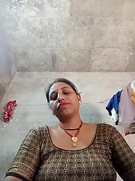 Snapshot of Sandhya_x chatting on 14, 9, 2025 Sandhya x online show from 14, 9, 2025