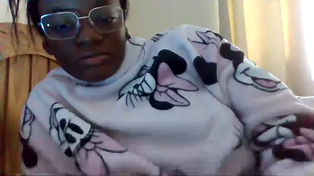 Snapshot of SexyGemBeautyX chatting on 30, 11, 2025 SexyGemBeautyX online show from 30, 11, 2025