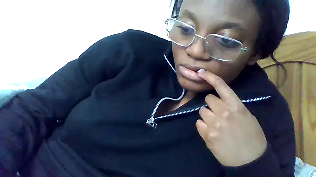 Snapshot of SexyGemBeautyX chatting on 1, 12, 2025 SexyGemBeautyX online show from 1, 12, 2025