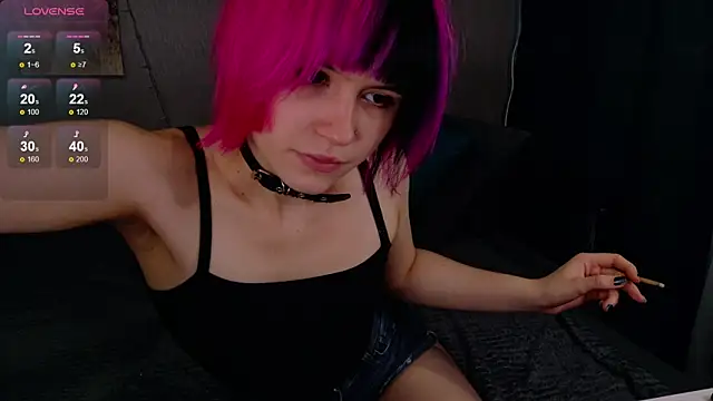 KikiMoor online show from 17, 9, 2025