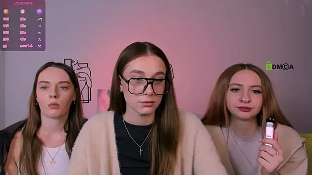 mila glow1 online show from 14, 10, 2025