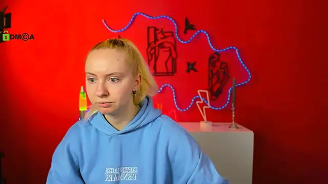 mila glow1 online show from 27, 3, 2026