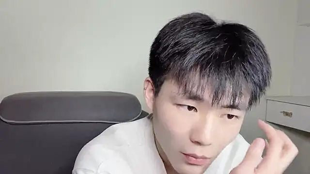 xiaoyang5200 online show from 1, 11, 2025