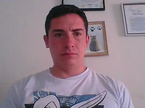 Snapshot of mickseb89 chatting on 15, 7, 2026 mickseb89 online show from 15, 7, 2026