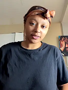 Snapshot of Marleymols chatting on 15, 9, 2025 Marleymols online show from 15, 9, 2025