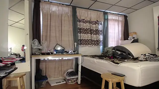 ANALTRAINING4U2 online show from 3, 3, 2025