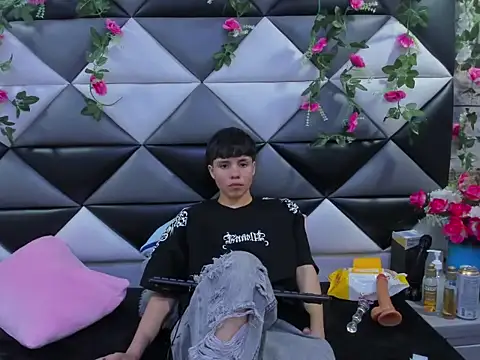 Bruno Cruzz online show from 9, 11, 2025