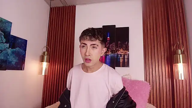 NoahXitrux online show from 23, 9, 2025