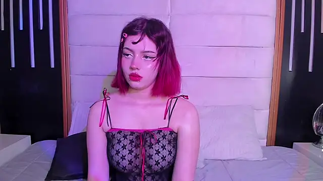 RebecaSnow online show from 11, 11, 2025