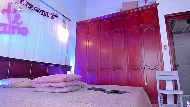 Shantal 777 online show from 25, 2, 2026