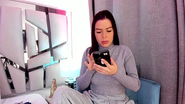  valeria saenz  online show from 16, 5, 2026