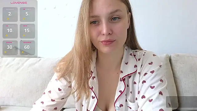 Hot Lili1 online show from 15, 9, 2025