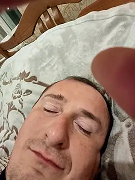 Snapshot of zurab39 chatting on 1, 11, 2025 zurab39 online show from 1, 11, 2025