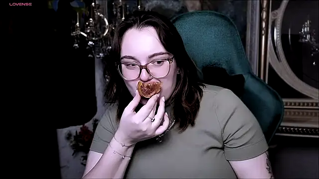 Snapshot of KatrinClark chatting on 26, 9, 2025 KatrinClark online show from 26, 9, 2025