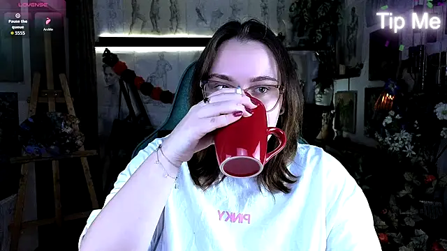 Snapshot of KatrinClark chatting on 10, 10, 2025 KatrinClark online show from 10, 10, 2025