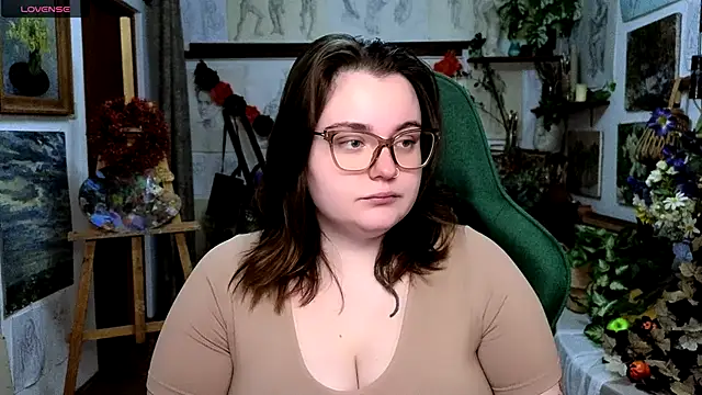 Snapshot of KatrinClark chatting on 18, 10, 2025 KatrinClark online show from 18, 10, 2025