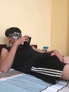 thienlong05 online show from 3, 10, 2025