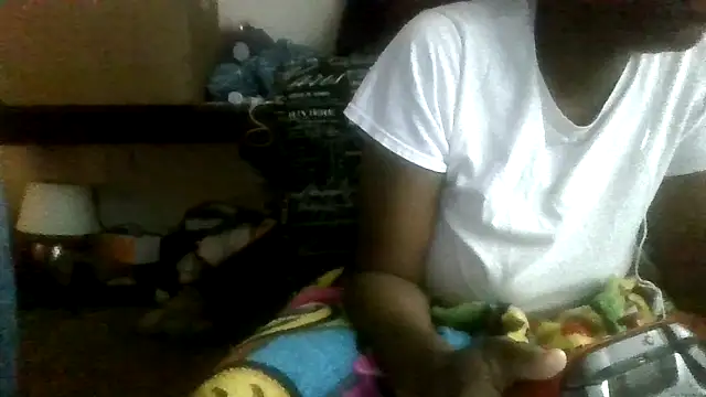 Snapshot of prettymaa chatting on 13, 12, 2025 prettymaa online show from 13, 12, 2025