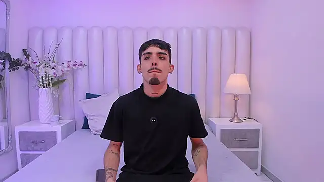 NikoStone  online show from 28, 9, 2025