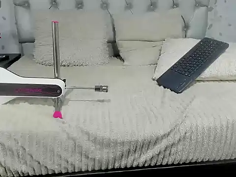 michelle perla online show from 16, 9, 2025