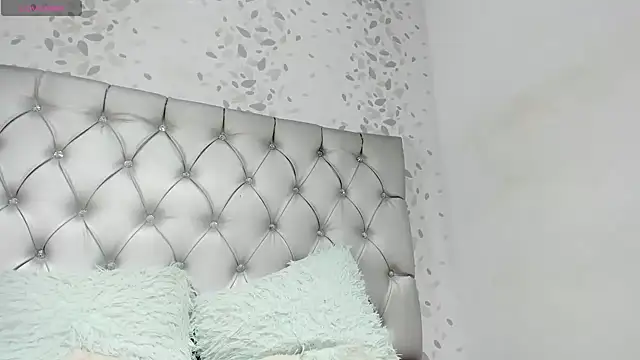 michelle perla online show from 8, 11, 2025