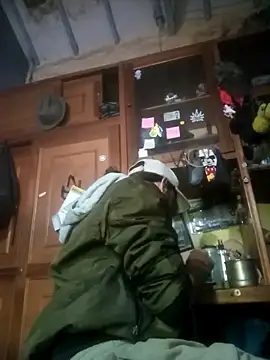 hairy mannn online show from 4, 3, 2026