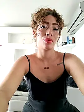 roxyrougee online show from 20, 11, 2025