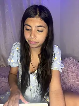 Snapshot of DianeSuns_ chatting on 13, 2, 2026 DianeSuns online show from 13, 2, 2026