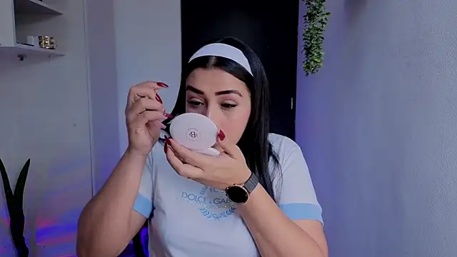 Kayleemorales online show from 14, 5, 2026