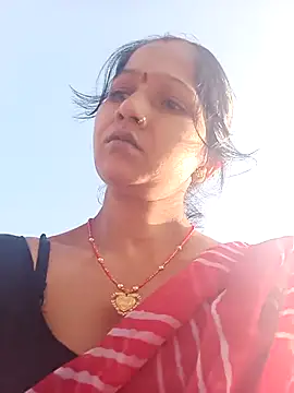 Jooli xx online show from 7, 10, 2025