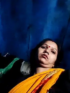 Jooli xx online show from 9, 10, 2025