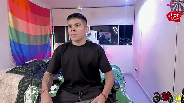 Snapshot of Jack_castell chatting on 23, 11, 2025 Jack castell online show from 23, 11, 2025