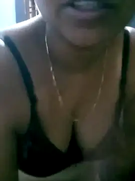 Snapshot of pinky_telugu_143 chatting on 12, 11, 2025 pinky telugu 143 online show from 12, 11, 2025