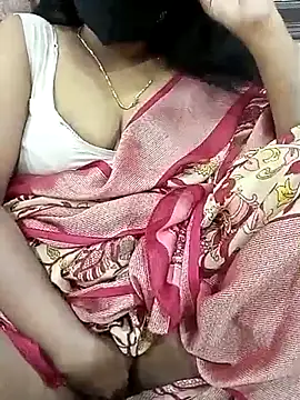 Snapshot of pinky_telugu_143 chatting on 15, 11, 2025 pinky telugu 143 online show from 15, 11, 2025