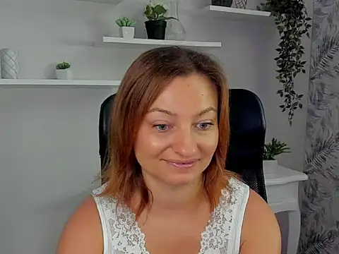 angelaSamt online show from 27, 9, 2025