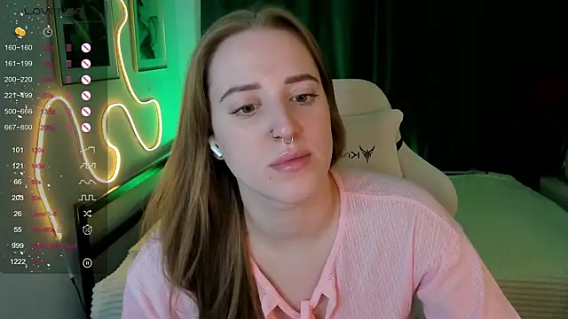 Alice Cire online show from 18, 12, 2025