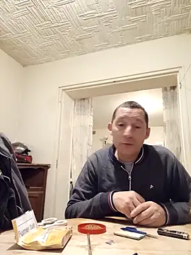 frederic198 online show from 3, 11, 2025