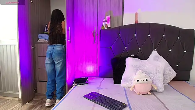 Ruby Whispers online show from 9, 9, 2025