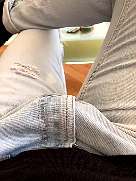 couplebest1 online show from 6, 10, 2025