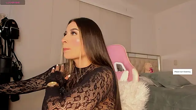 Lauuuuuuuu  online show from 7, 2, 2026