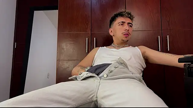 liamty luxor online show from 20, 10, 2025