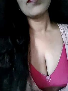 Deepa Sharma143 online show from 17, 10, 2025