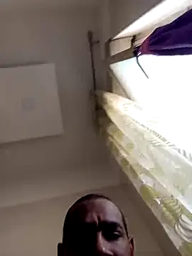 estrogeni online show from 9, 4, 2026