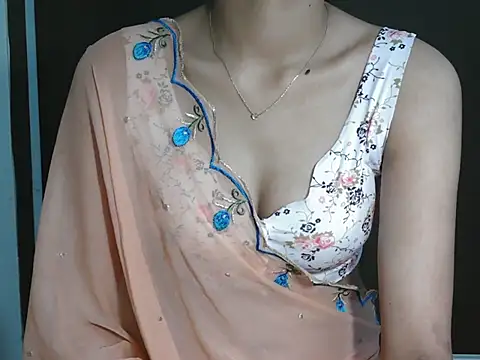 cute seemu online show from 2, 10, 2025