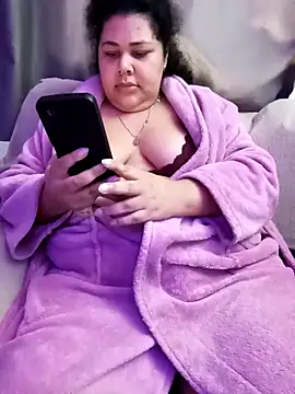 xlatinastar online show from 8, 9, 2025