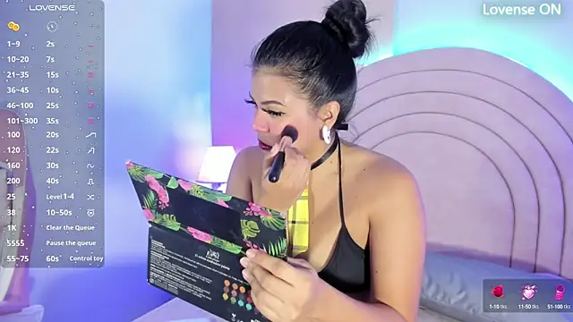 Snapshot of MarcelineTemptation chatting on 3, 10, 2025 MarcelineTemptation online show from 3, 10, 2025